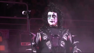 Tom Izzo, In Makeup, Plays Accordion With KISS At MSU Midnight Madness